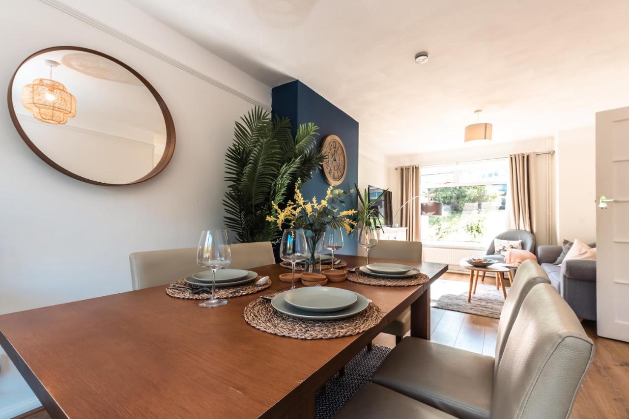 3 Bedrooms House Ideal For Long Stays! Southampton Buitenkant foto