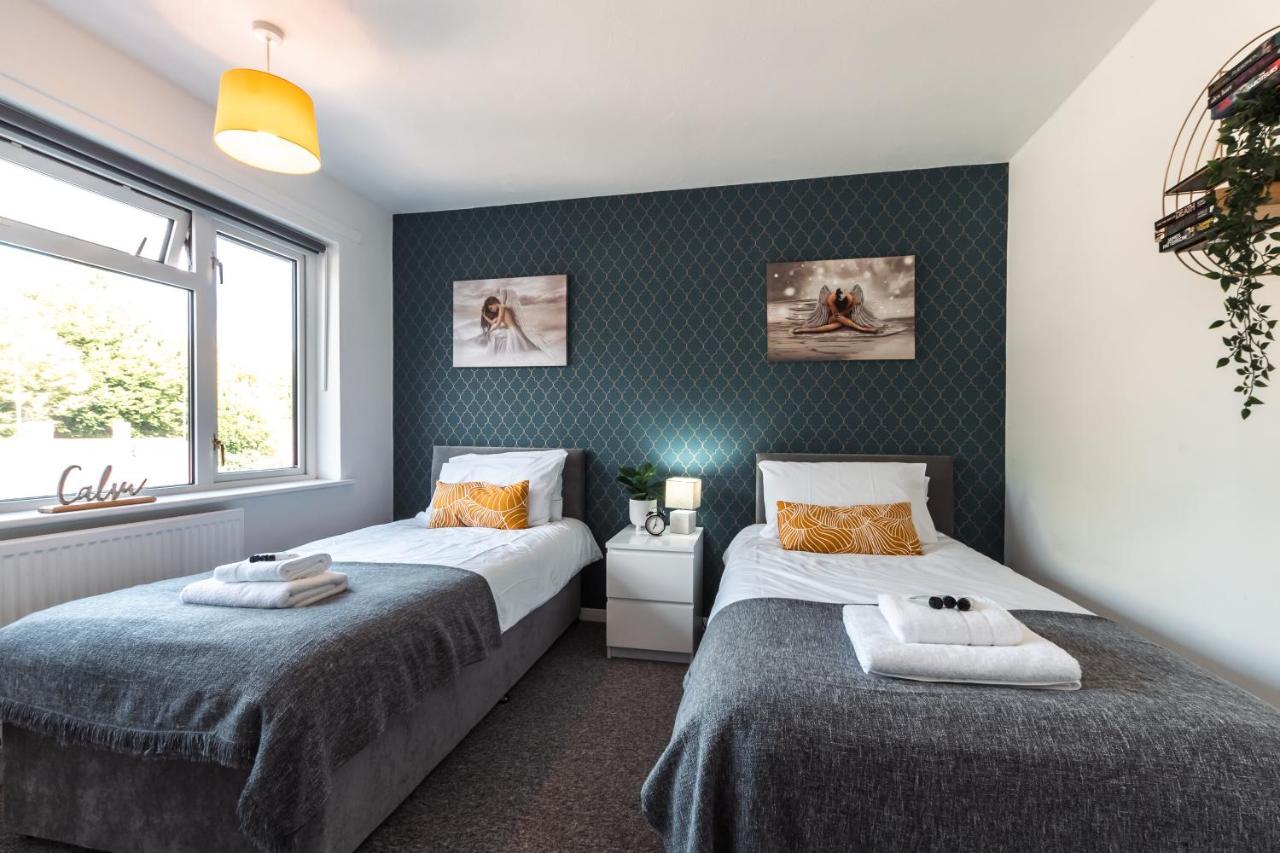 3 Bedrooms House Ideal For Long Stays! Southampton Buitenkant foto