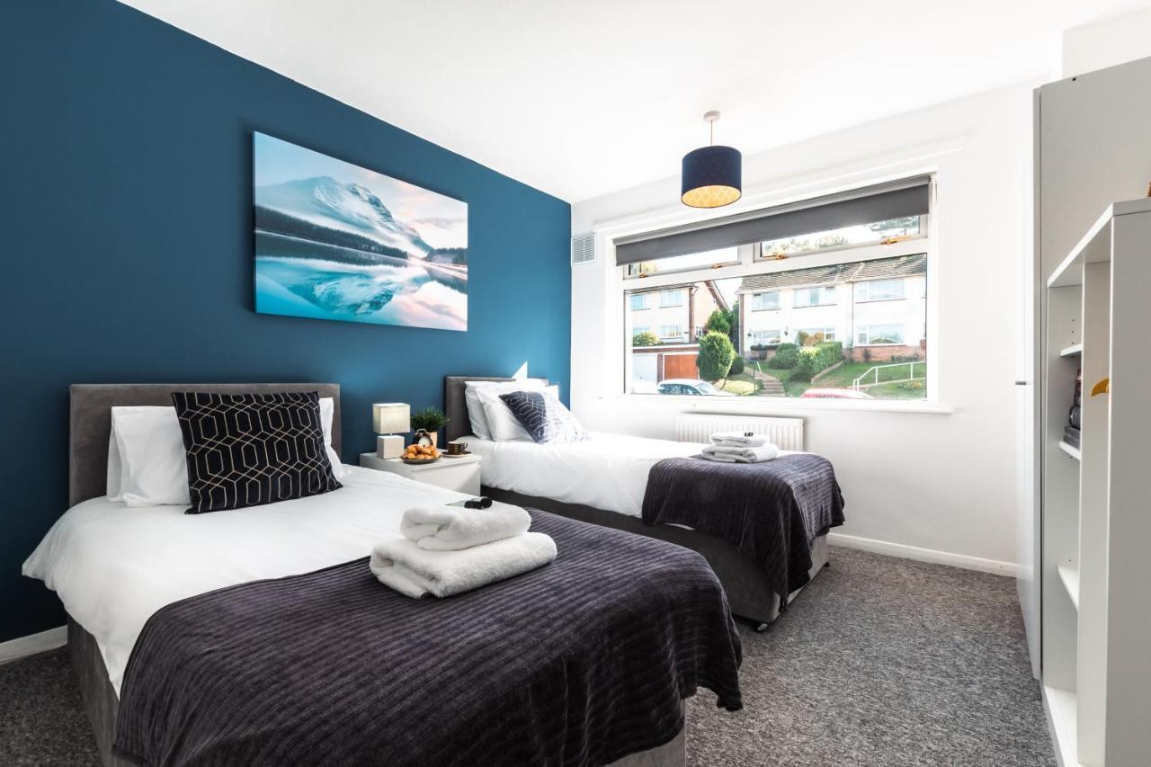 3 Bedrooms House Ideal For Long Stays! Southampton Buitenkant foto