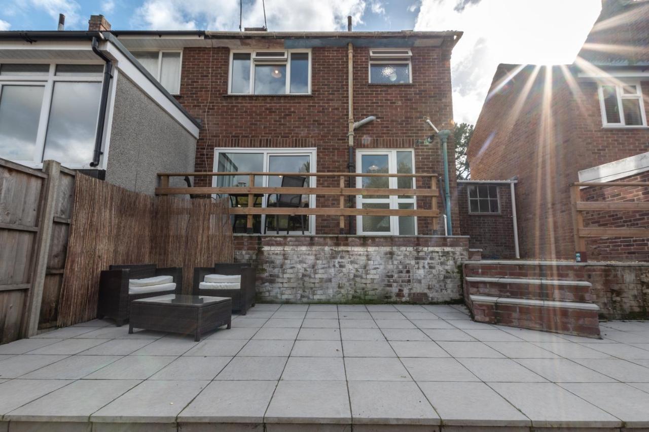 3 Bedrooms House Ideal For Long Stays! Southampton Buitenkant foto