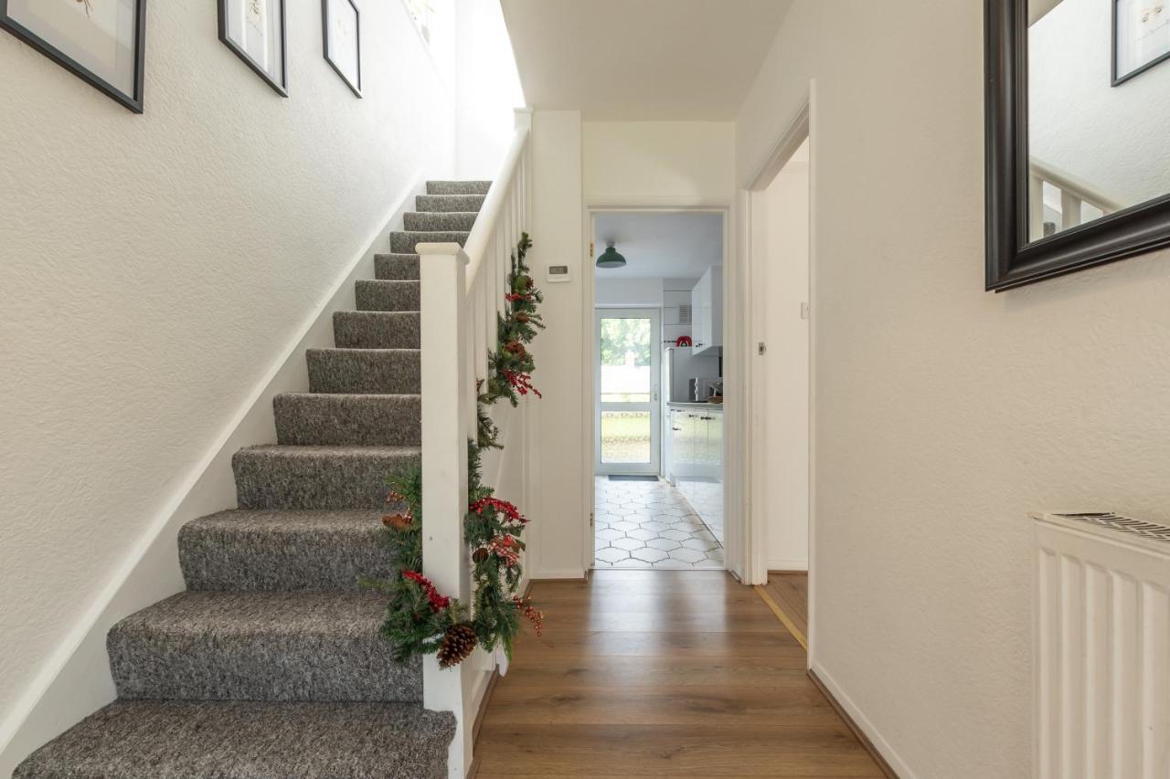 3 Bedrooms House Ideal For Long Stays! Southampton Buitenkant foto