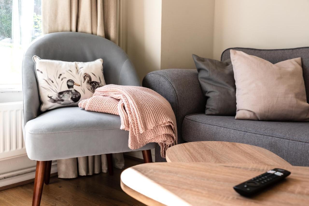 3 Bedrooms House Ideal For Long Stays! Southampton Buitenkant foto