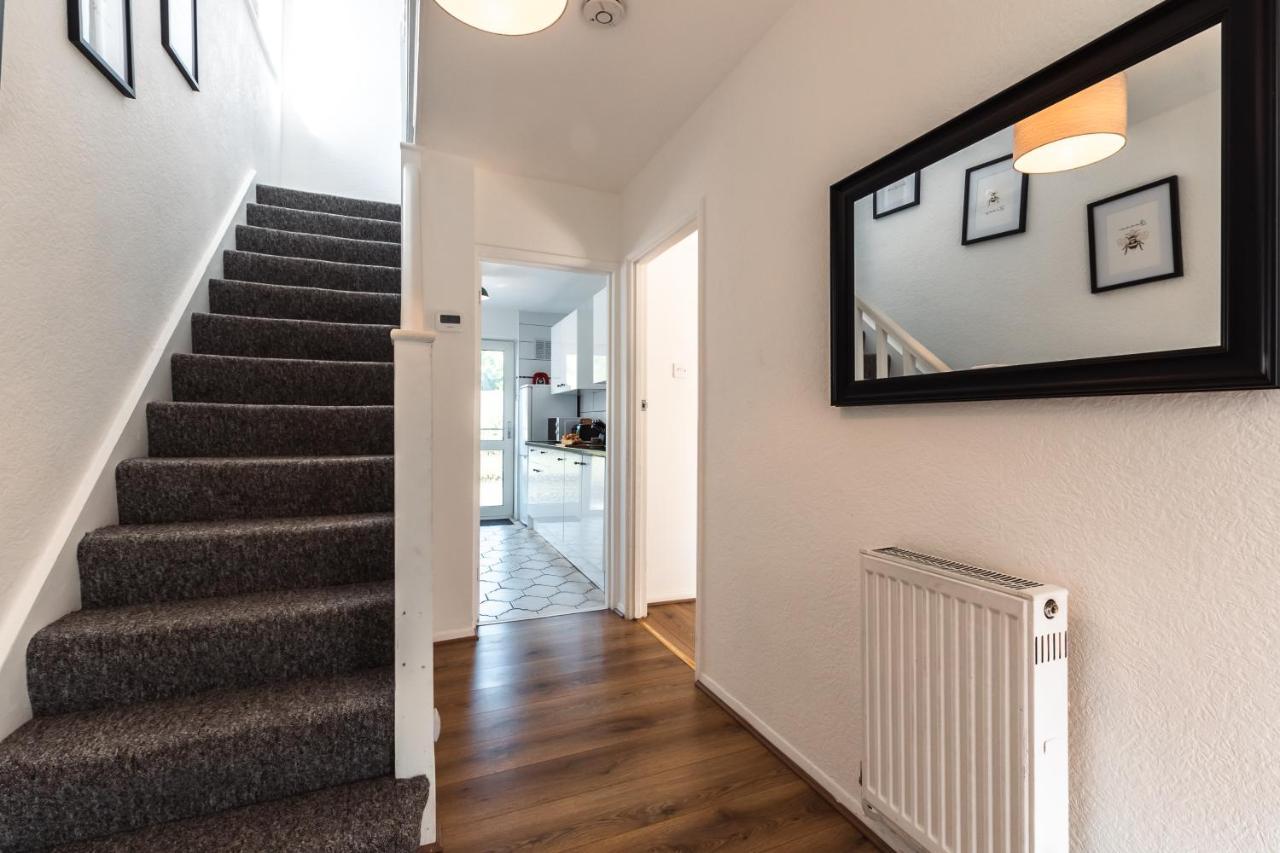 3 Bedrooms House Ideal For Long Stays! Southampton Buitenkant foto